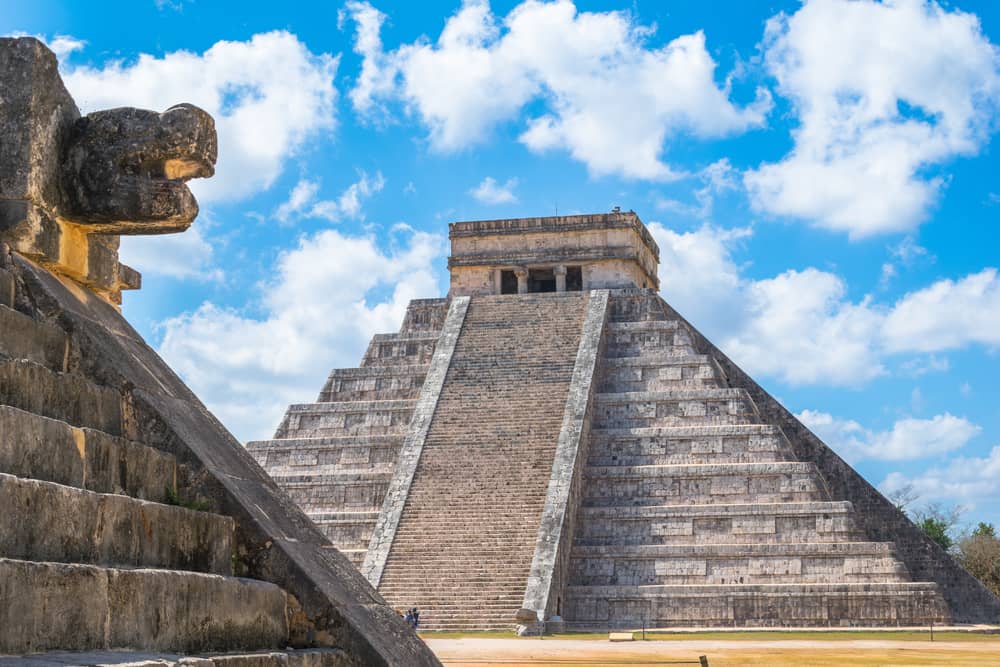 Chichen Itza Kukulkan Pyramid